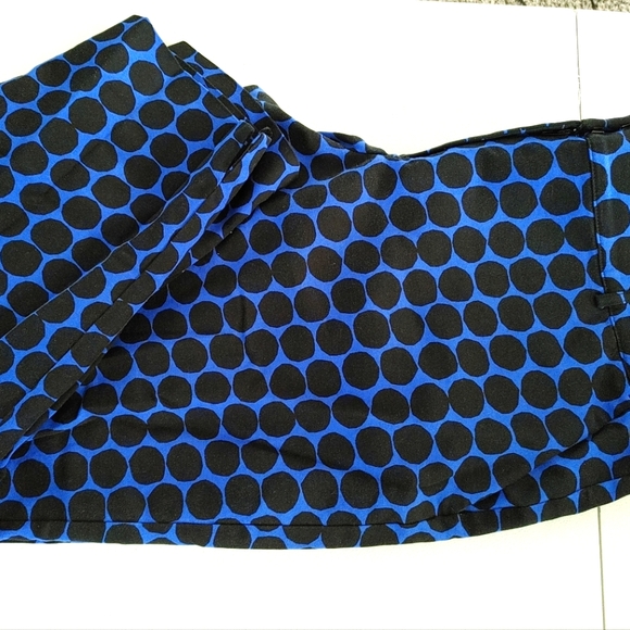 Blue and Black Capri pants - Picture 1 of 4